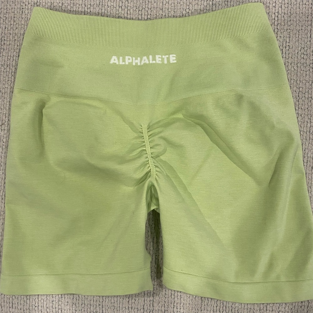 Alphalete amplify shorts